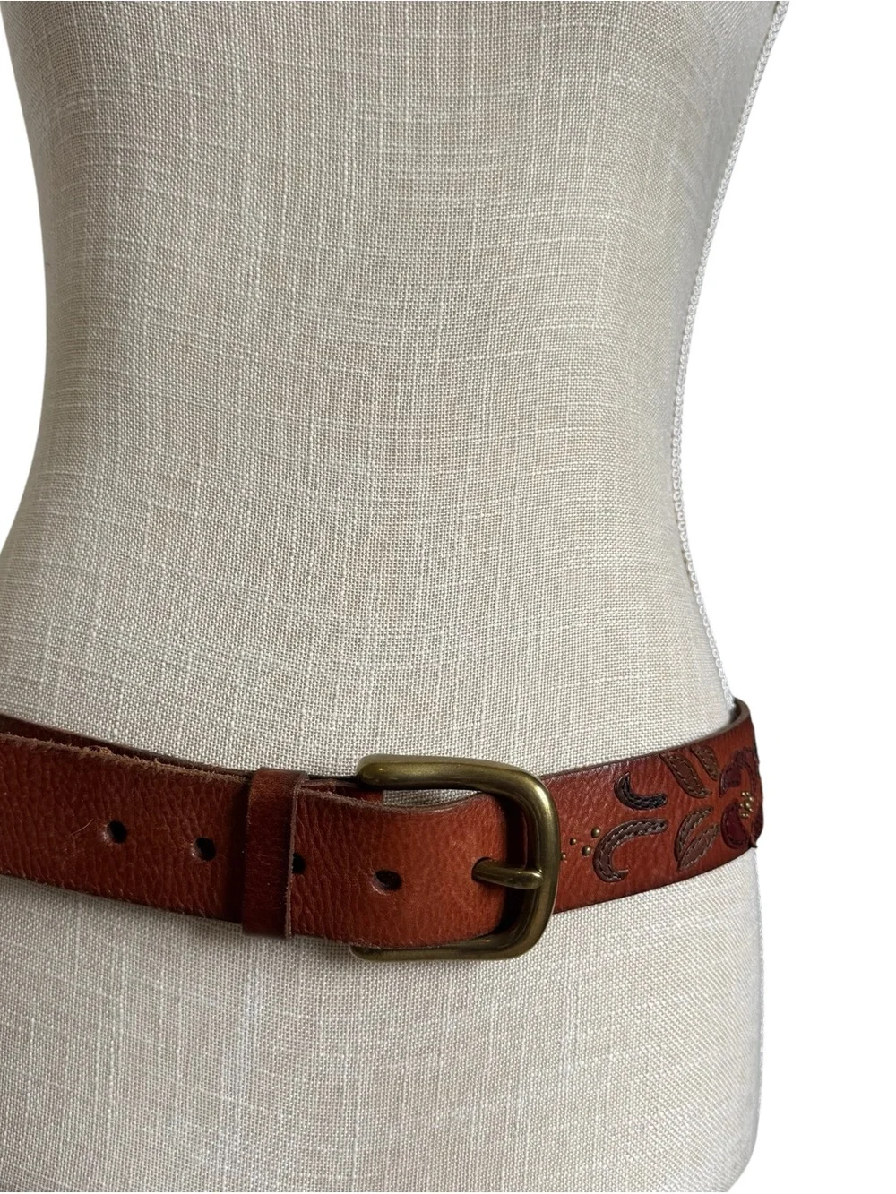 Vintage Fossil Brown Floral Tooled Leather Belt Medium Brass Buckle Boho Western